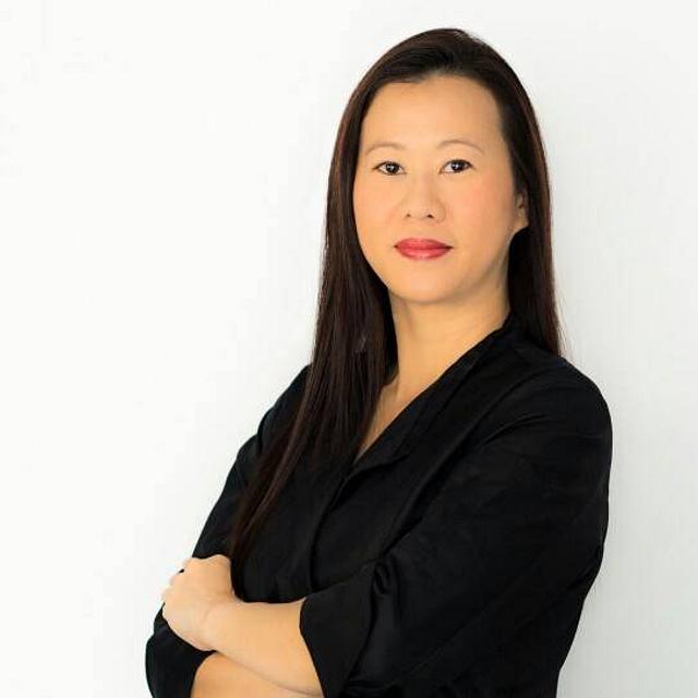 Hazel Wong Top 30 Best Cake Designers in the World - 34
