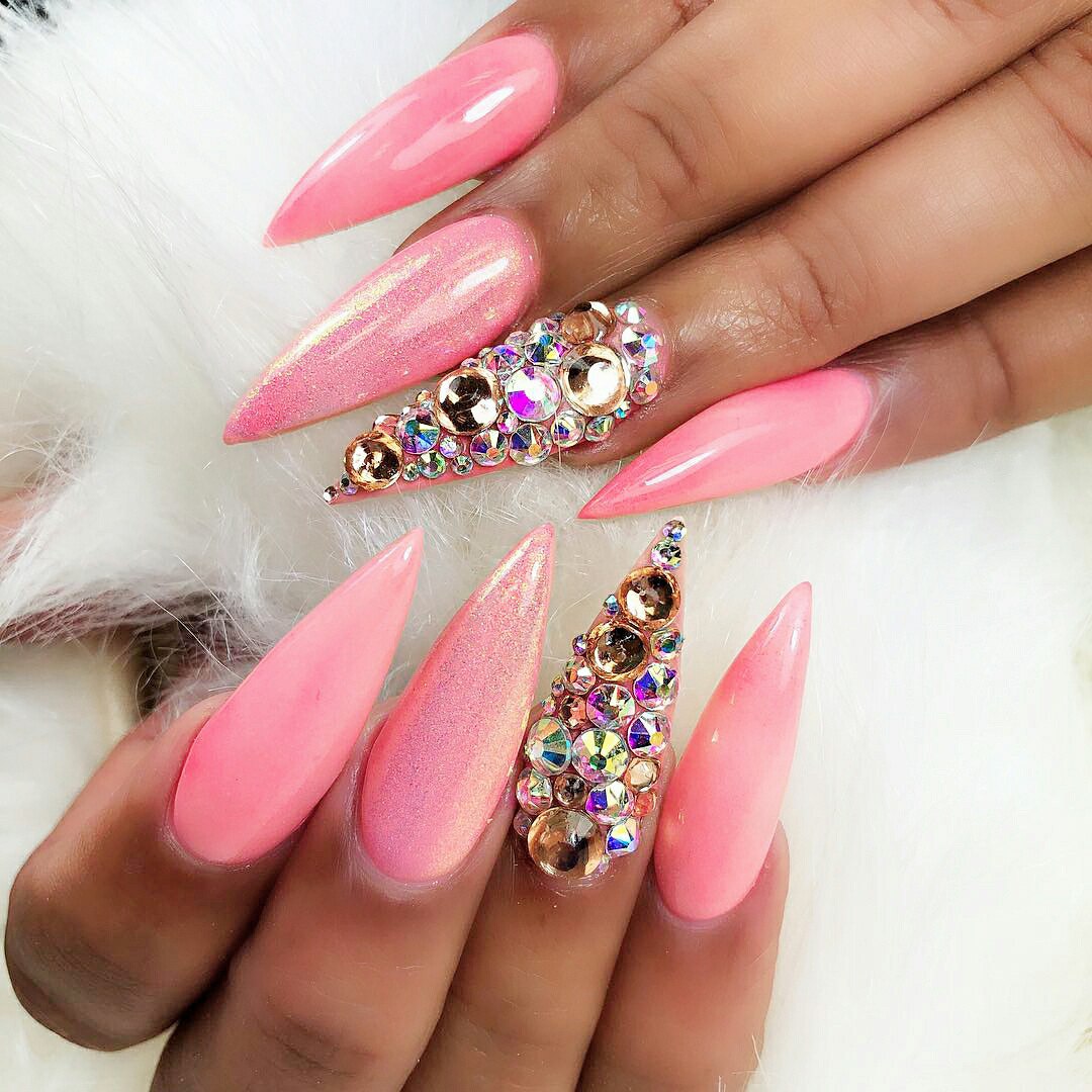 Long Stiletto Nails. 1 75+ Hottest Looking Nail Shapes for Women - 43
