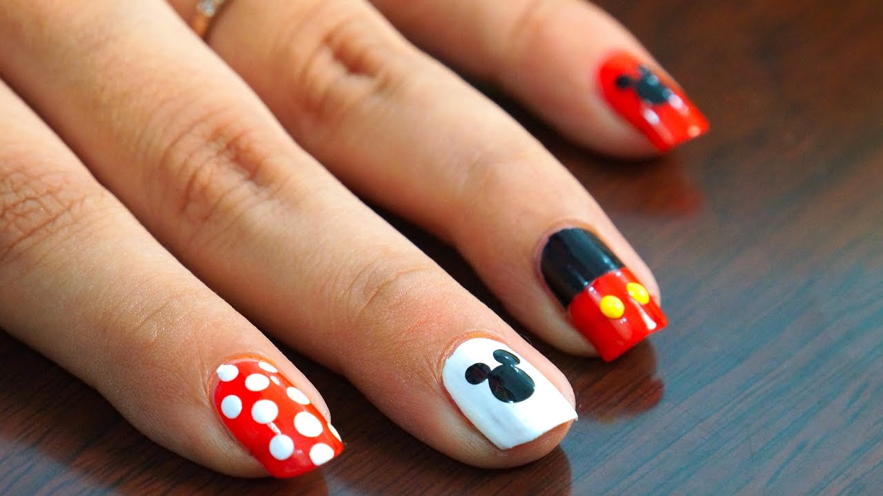 Mickey-Mouse-Acrylic-Nail-Art-Design.-1 70+ Magical Disney Nail Designs That Look Cute