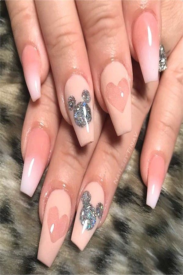 70+ Magical Disney Nail Designs That Look Cute 12 Mickey Mouse Acrylic Nail Art Design 70+ Magical Disney Nail Designs That Look Cute - 12