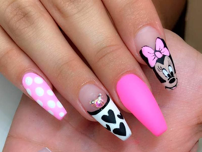 Minnie-Mouse-Nail-Design.. 70+ Magical Disney Nail Designs That Look Cute