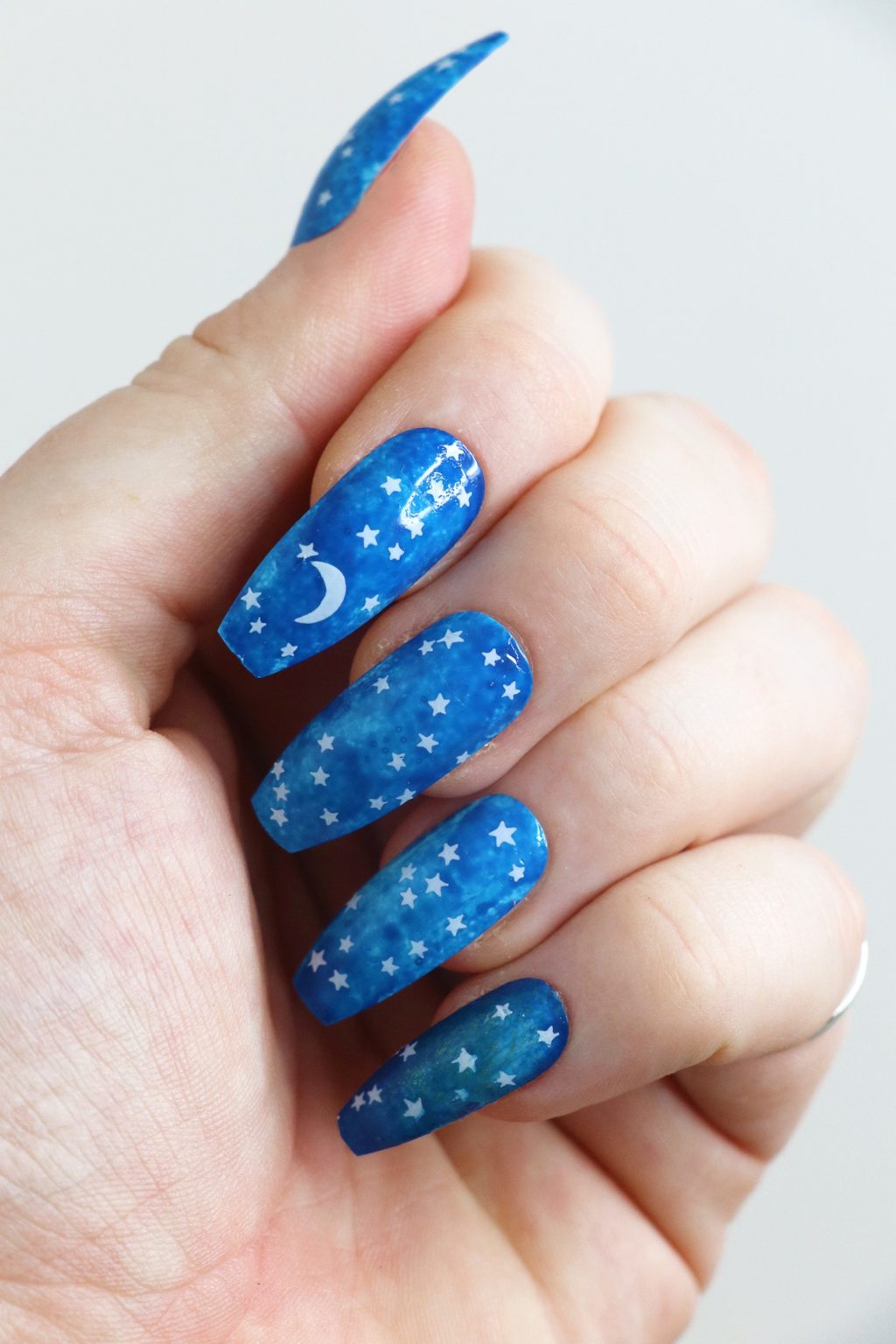 50+ Hottest Nail Art Studio Design Ideas 27 Star Nail Design.. 1 50+ Hottest Nail Art Studio Design Ideas - 27