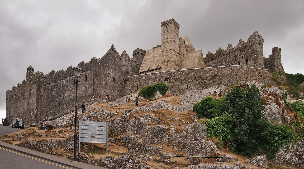 The-Rock-of-Cashel Top 10 Unforgettable Tourist Attractions to Discover in Ireland