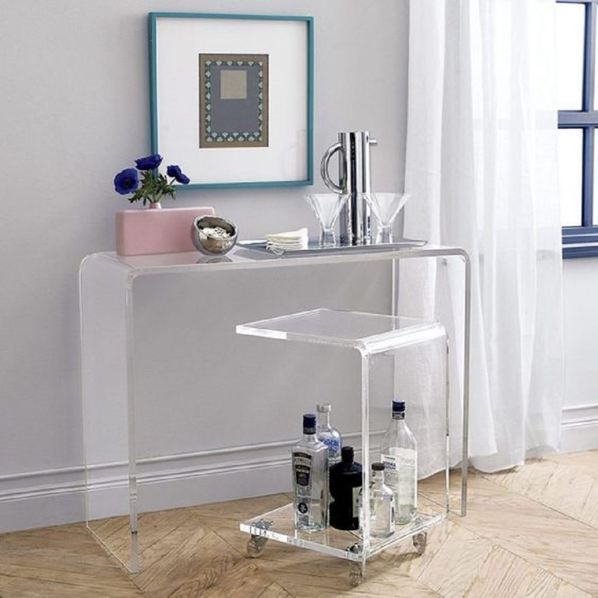 Transparent Furniture 2 8 Simple Tips to Choose Best Furniture for Small Spaces - 27