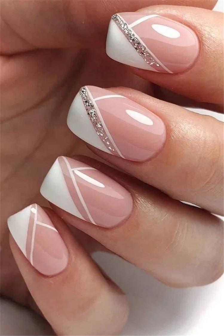 short-square-1 75+ Hottest Looking Nail Shapes for Women in 2022