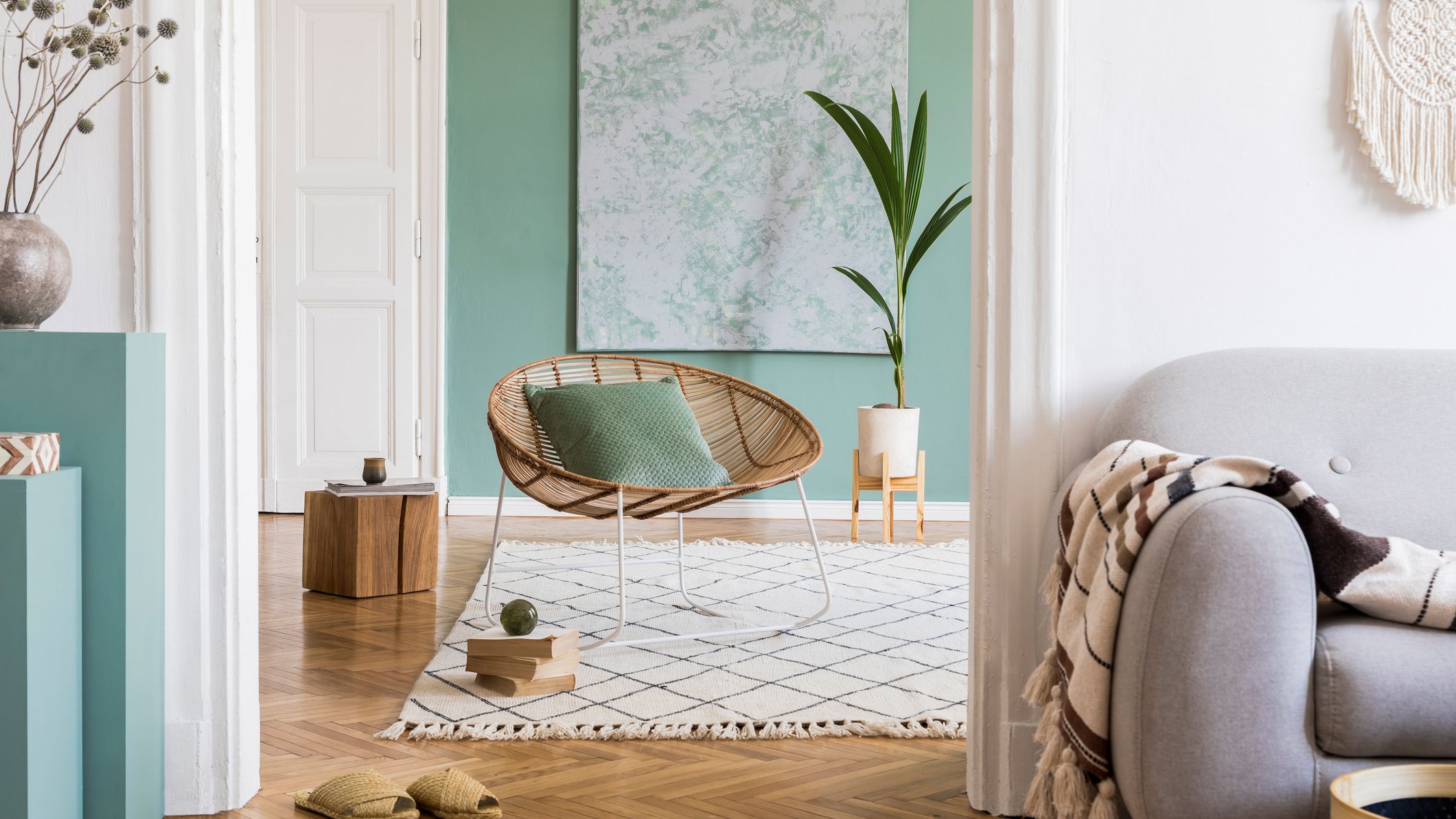 stick-to-the-same-color-palette 8 Simple Tips to Choose Best Furniture for Small Spaces
