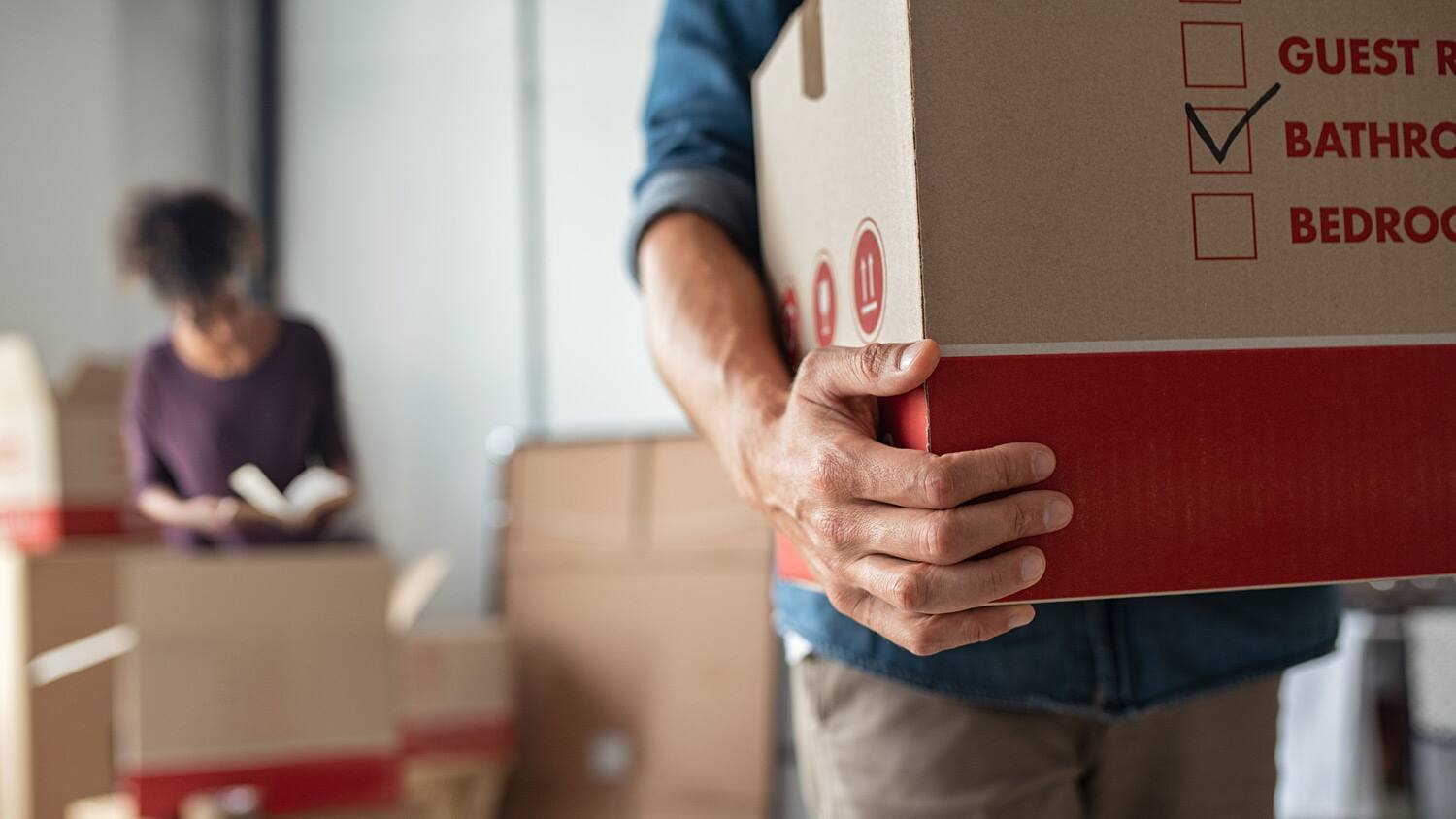 Average Cost of Moving: What to Budget For 2 moving to a new home Average Cost of Moving: What to Budget For - 1