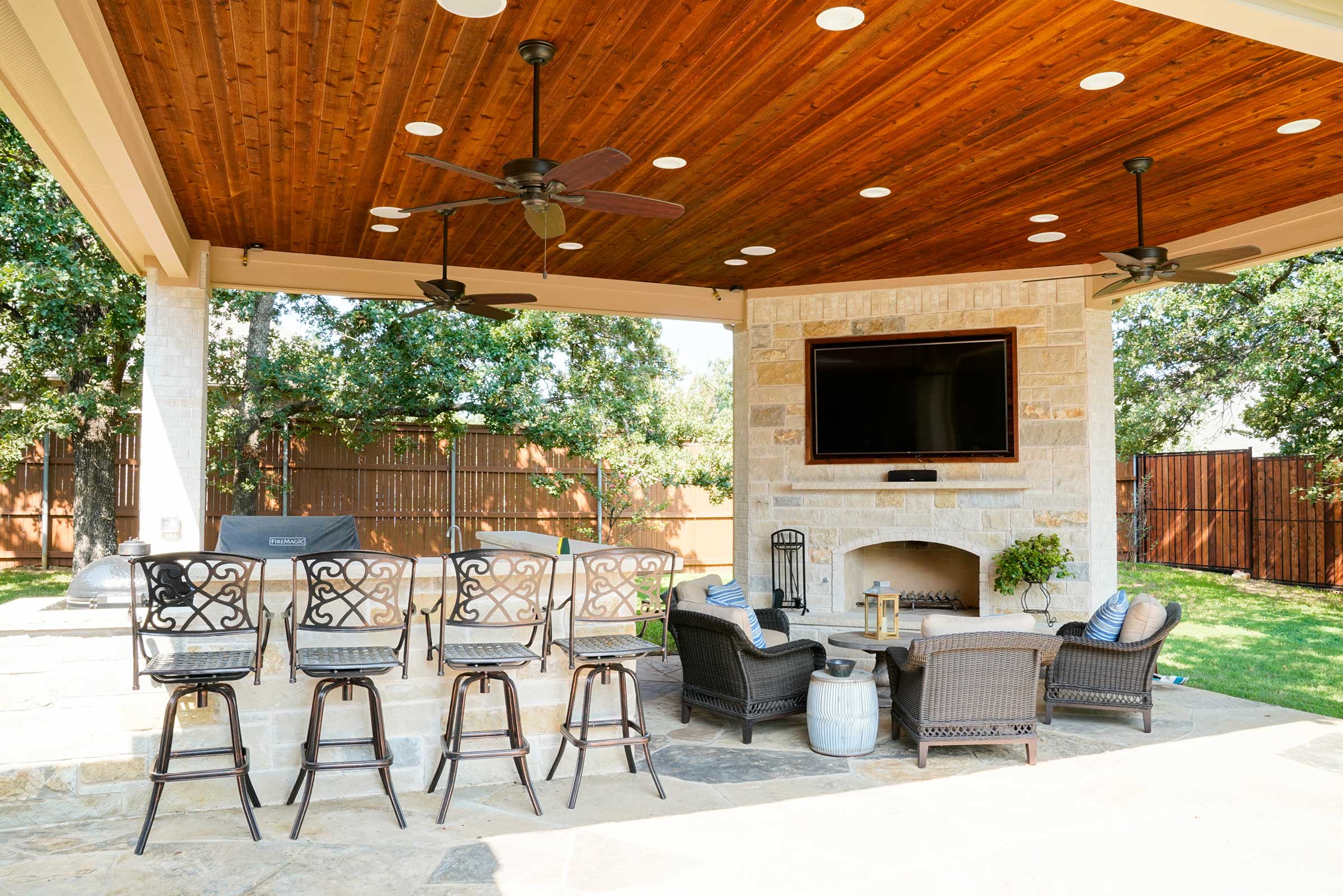 outdoor-ceiling-fans-1 How to Improve Your Outdoor Space