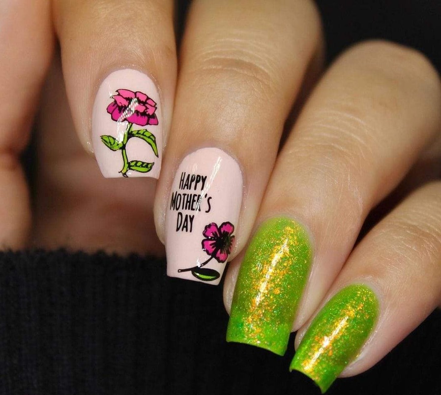 simple design. 55+ Cute Mother's Day Nails Designs That Make Your Mom Happy - 4