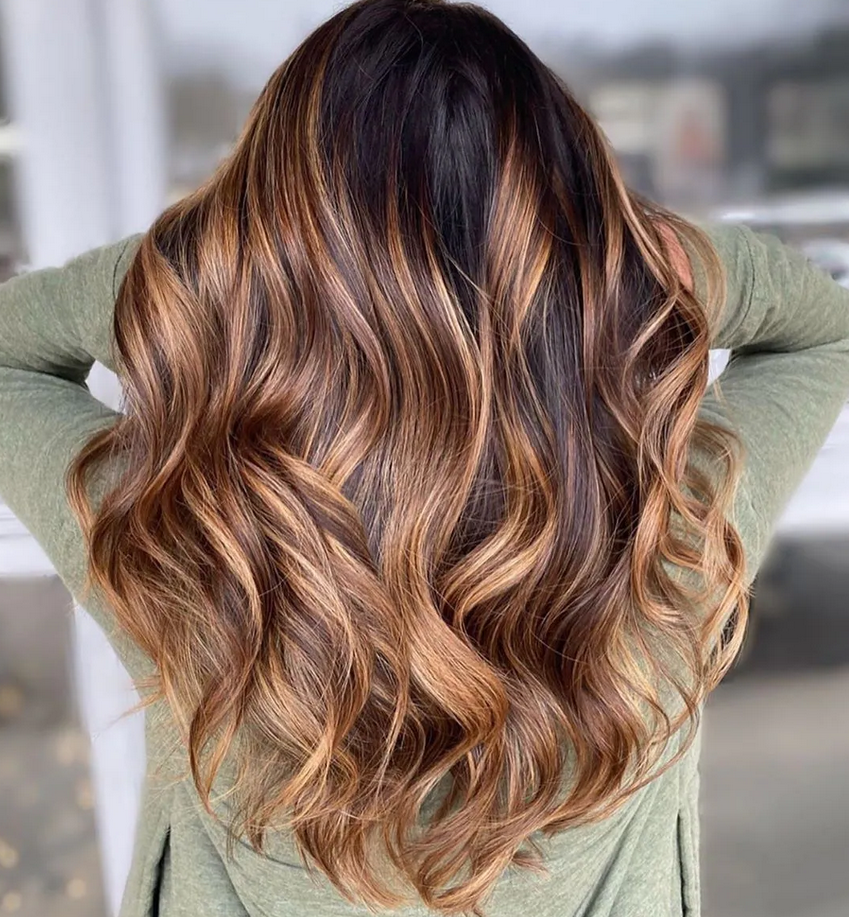 Caramel-Highlights. Top 75+ Hair Color Ideas for Women in 2022