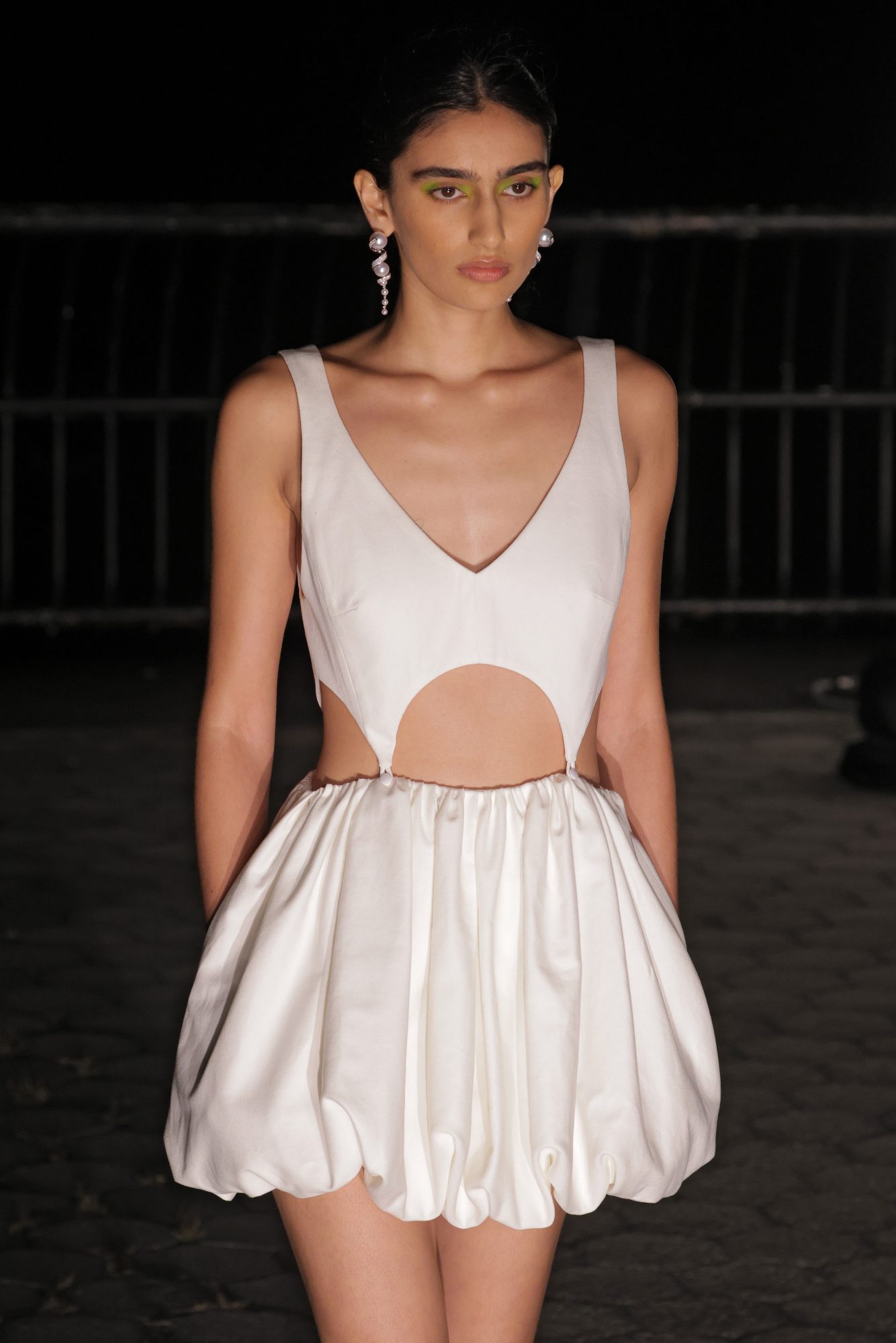 100+ Cutest Spring and Summer Outfits for Women 27 Cut out 2 100+ Cutest Spring and Summer Outfits for Women - 26