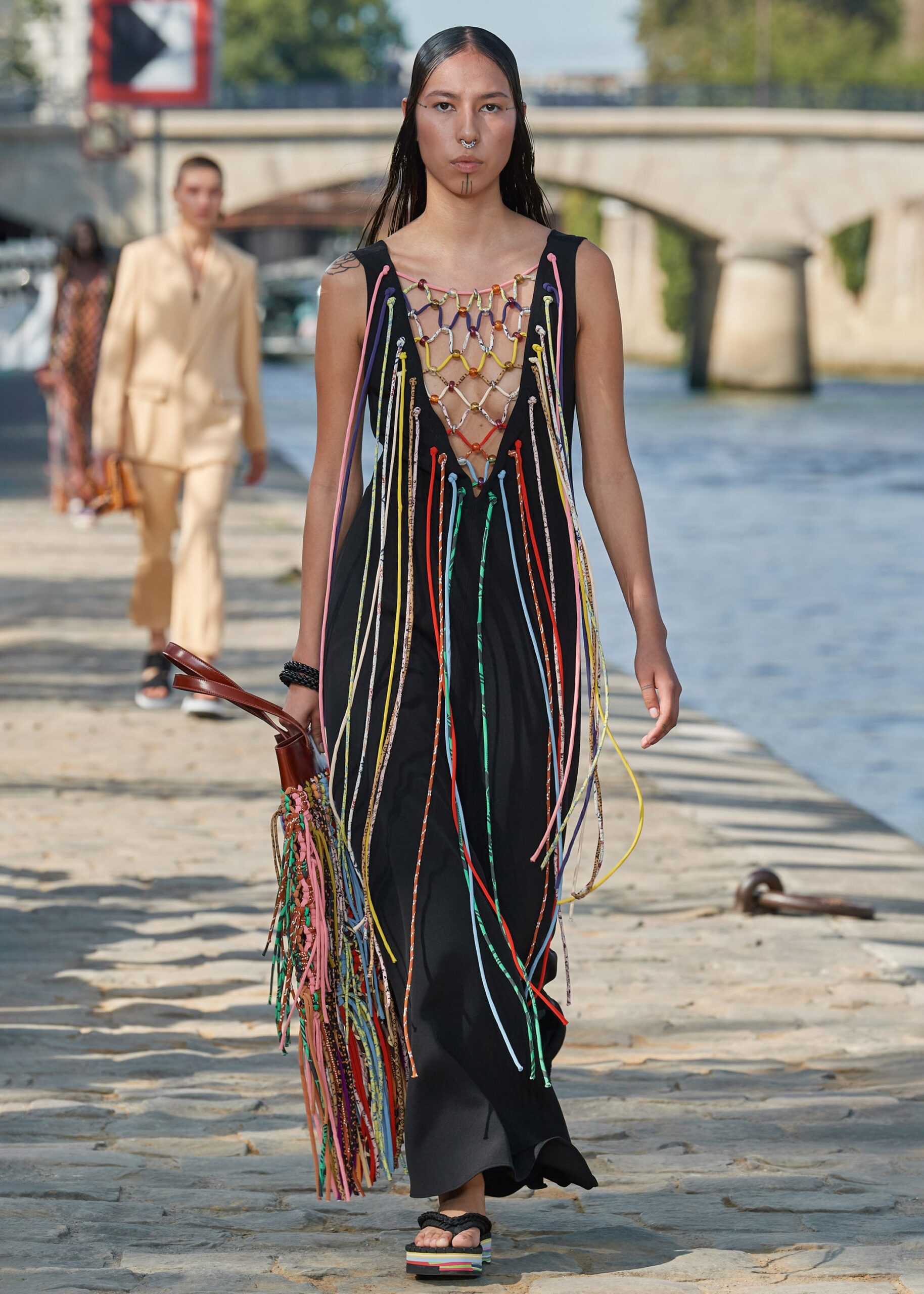 100+ Cutest Spring and Summer Outfits for Women 73 Fringing Style scaled 100+ Cutest Spring and Summer Outfits for Women - 71