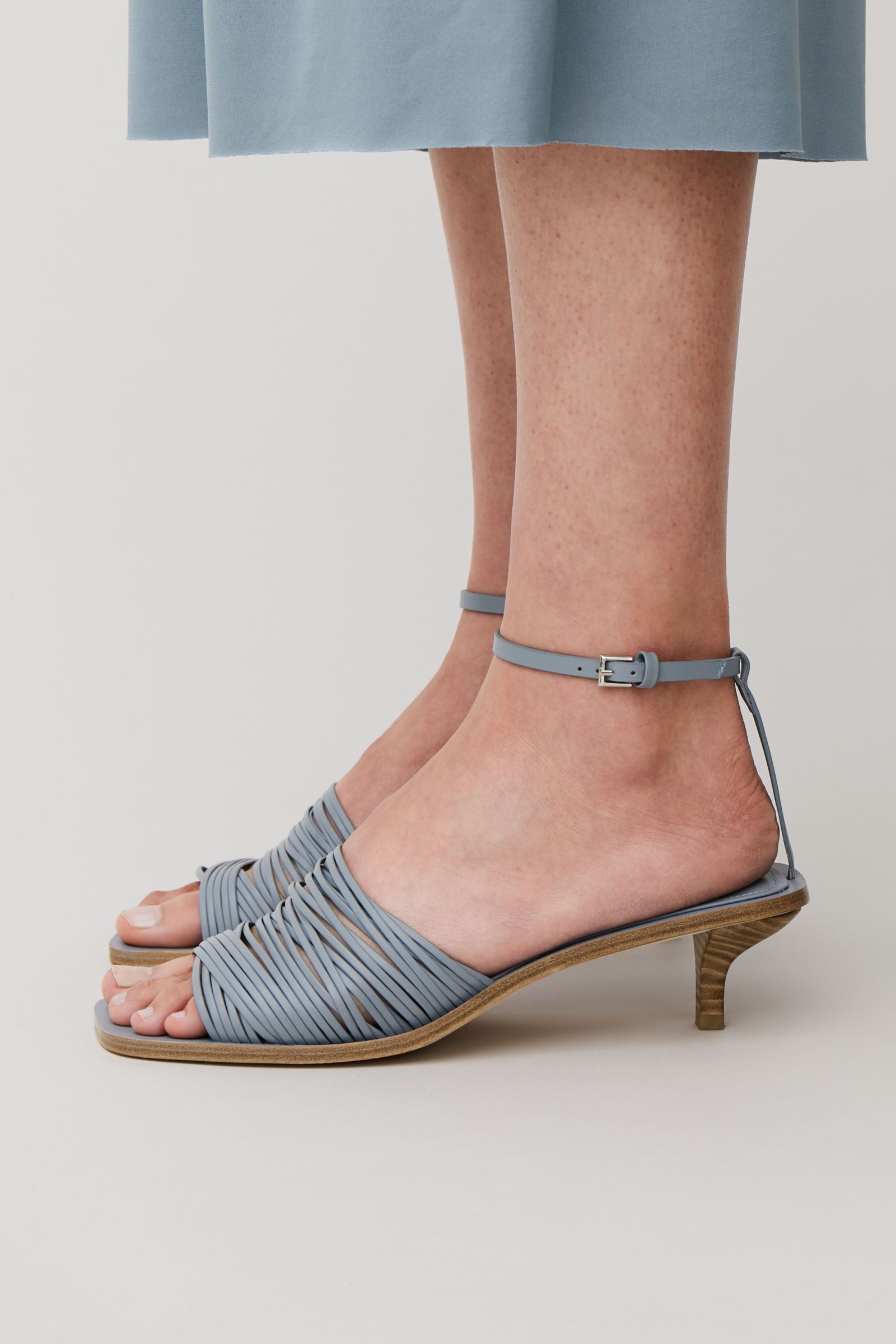 70+ Hottest Spring Fashion Trends for Women 4 Kitten Heels 1 70+ Hottest Spring Fashion Trends for Women - 3