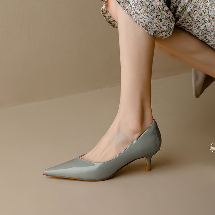 70+ Hottest Spring Fashion Trends for Women 6 Kitten Heels.. 70+ Hottest Spring Fashion Trends for Women - 5