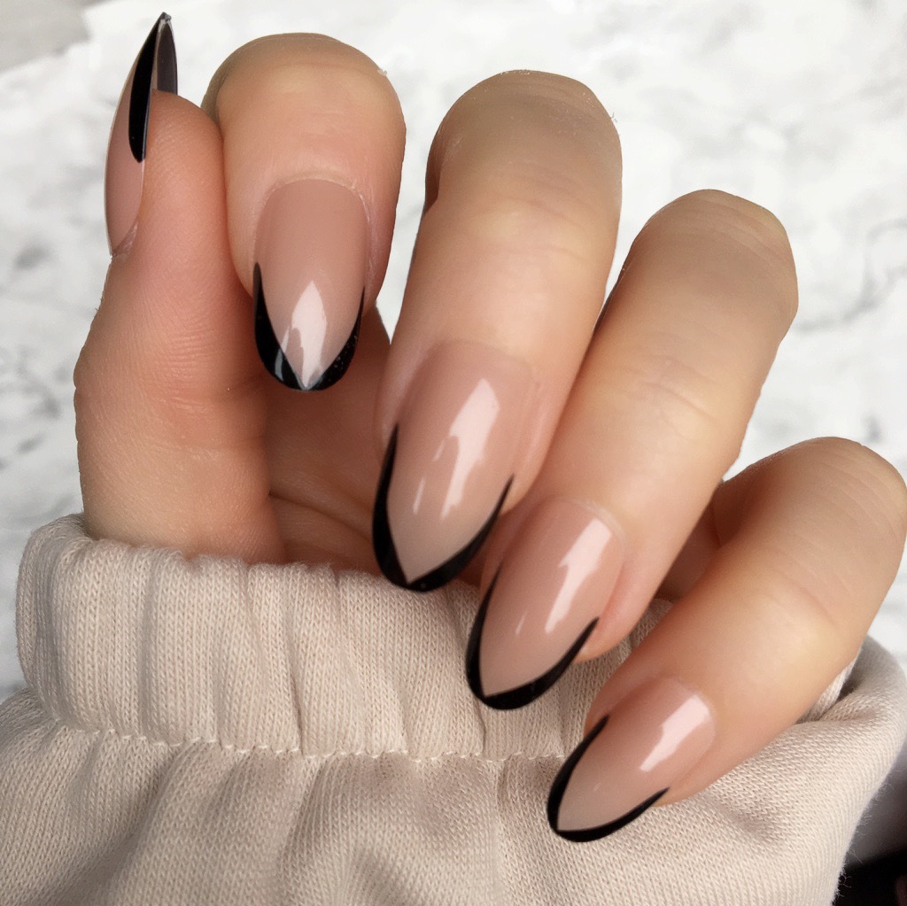 Nude And Black Nails Top 70+ Most Luxurious Nail Design Ideas - 42