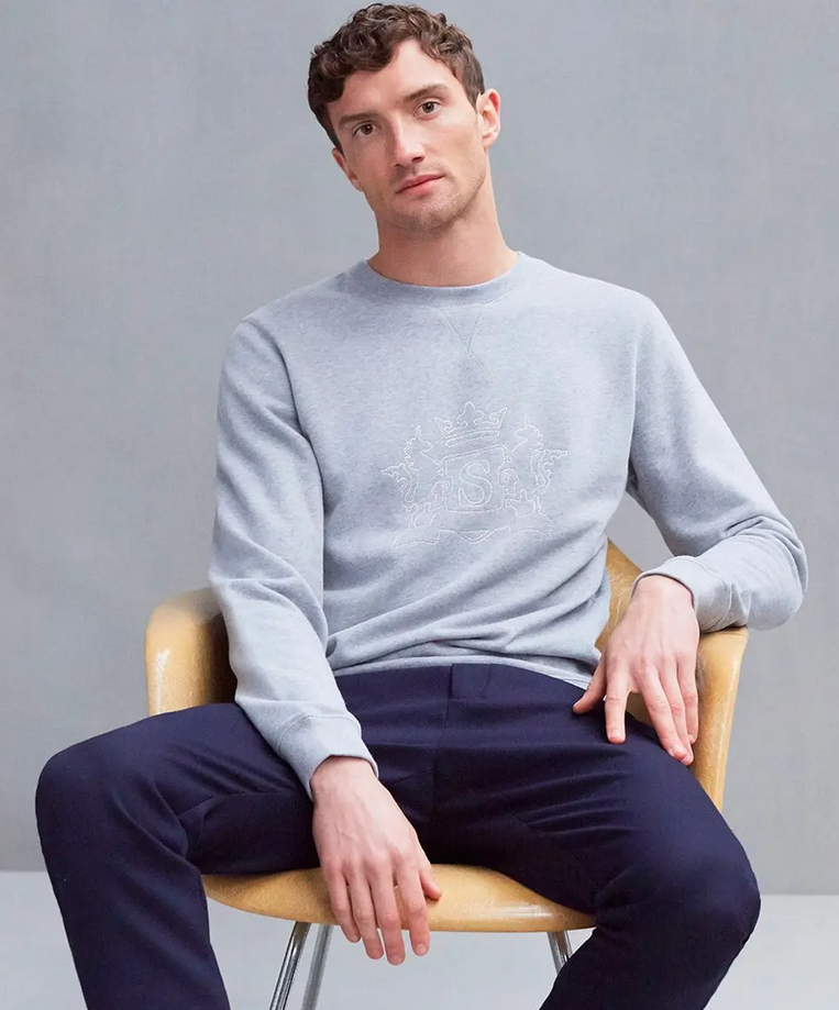 Sweatshirt. 65+ Best Spring & Summer Men's Outfit Ideas - 44
