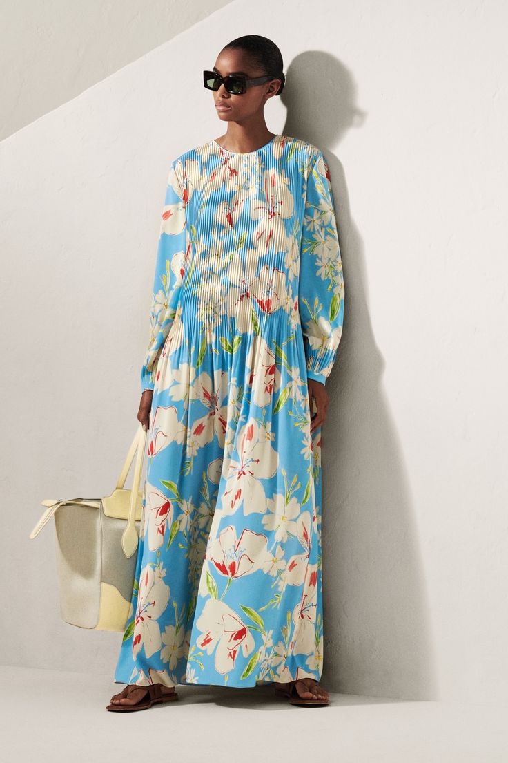 100+ Cutest Spring and Summer Outfits for Women 82 Wearing Maxi 1 100+ Cutest Spring and Summer Outfits for Women - 80