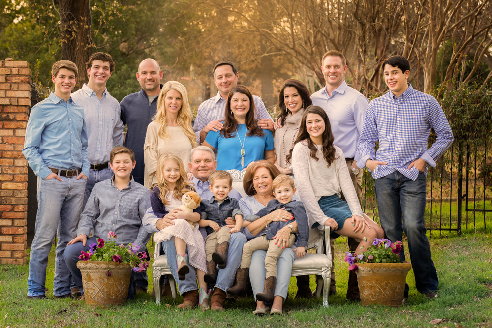 70+ Best Chosen Family Photo Outfit Ideas in Summer 10 blue ensembles 1 70+ Best Chosen Family Photo Outfit Ideas in Summer - 10