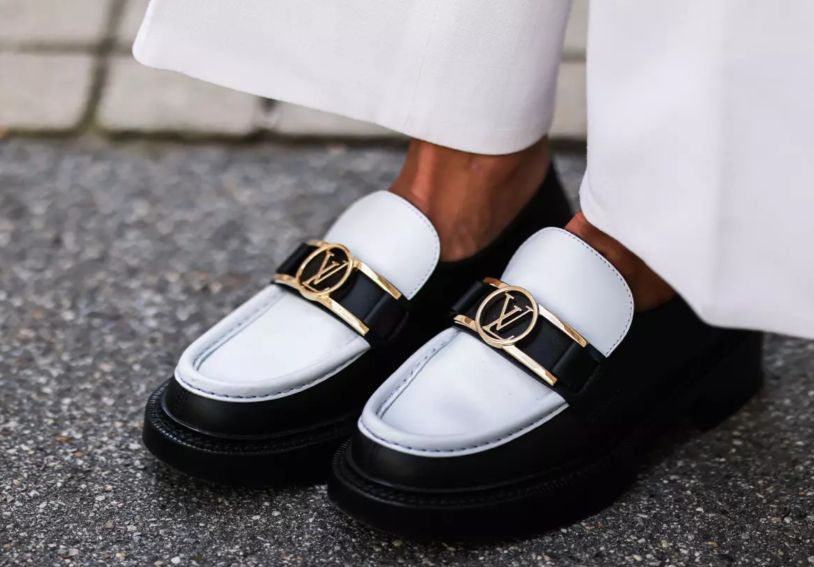 loafers.. 70+ Hottest Spring Fashion Trends for Women - 32