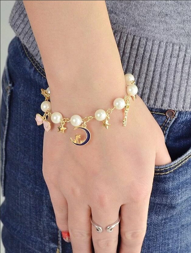 pearly accessory.. 1 70+ Hottest Spring Fashion Trends for Women - 22