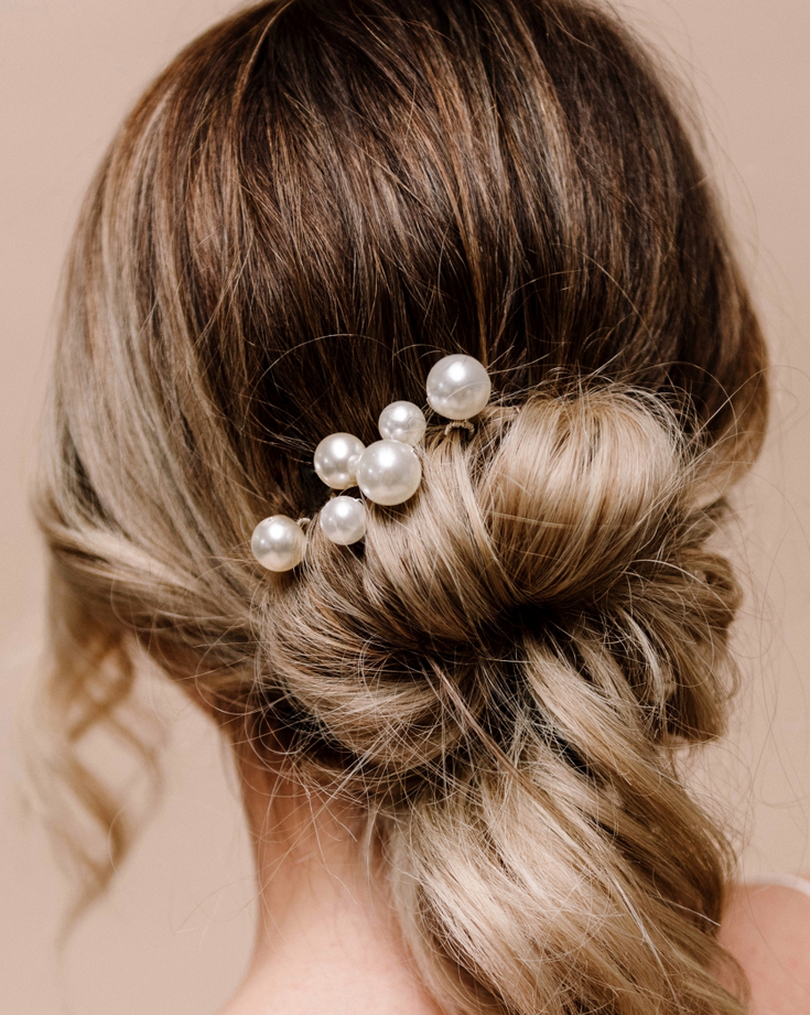 70+ Hottest Spring Fashion Trends for Women 20 pearly accessory.. 70+ Hottest Spring Fashion Trends for Women - 18