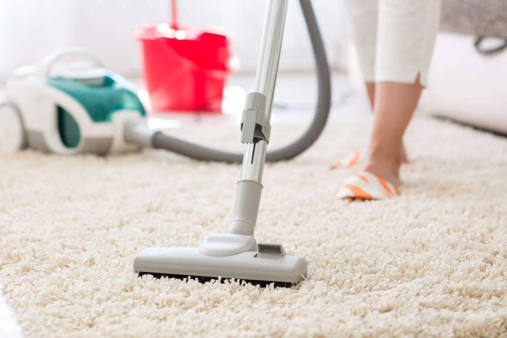 Vacuum-Carpet 5 Helpful Tips to Get Your Home Squeaky Clean this Spring