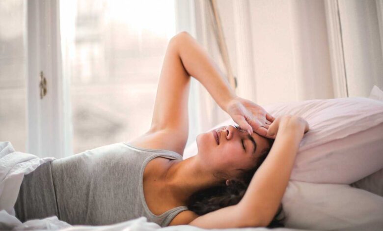 Ways People Inadvertently Diminish Their Sleep Quality 1 sleeping