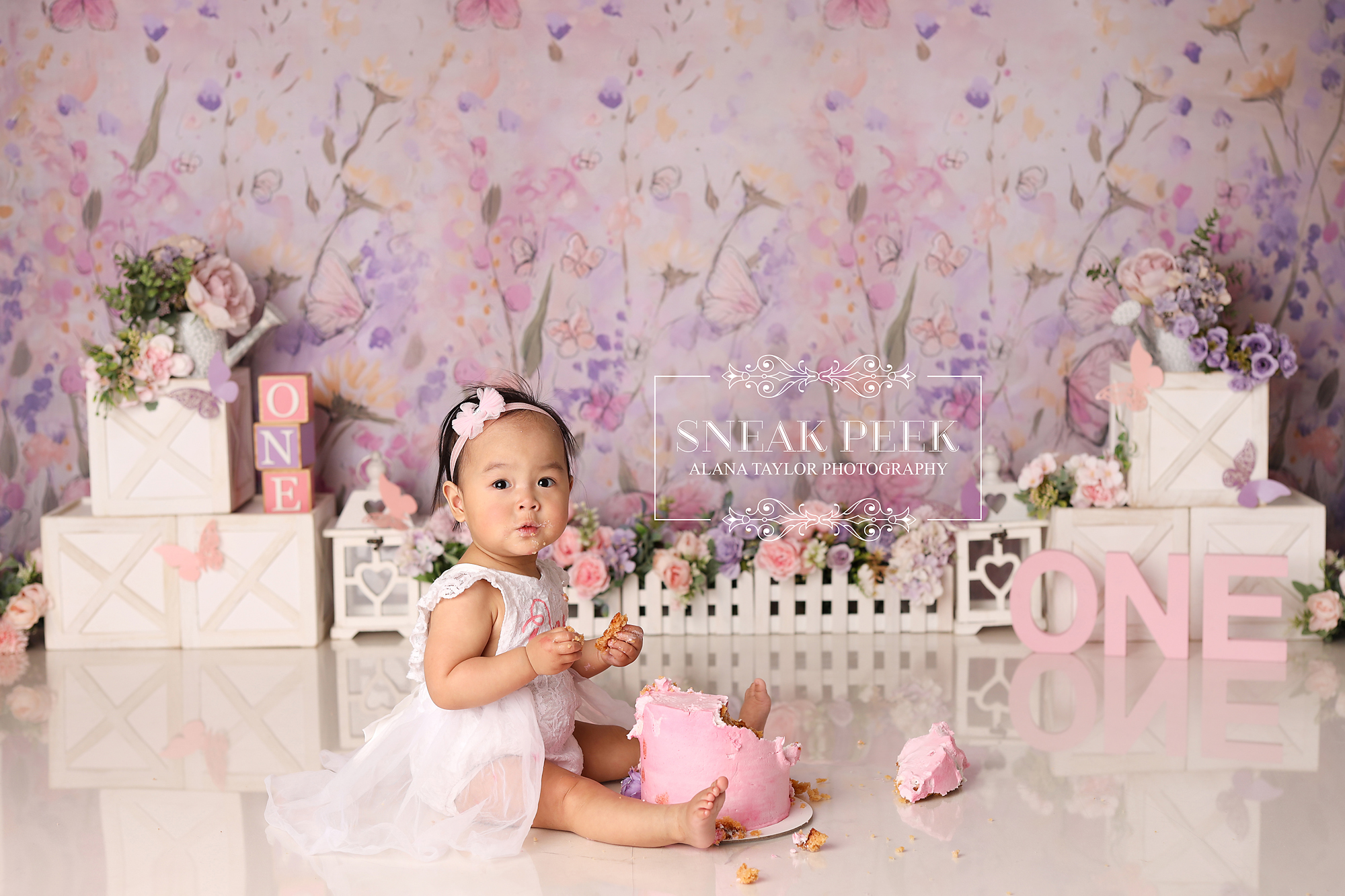 Alana Taylor Photography 3 Top 10 Best Cake Smash Photographers in the World - 46