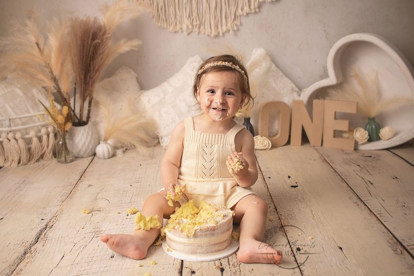 Captured Moments By Alisa. Top 10 Best Cake Smash Photographers in the World - 41
