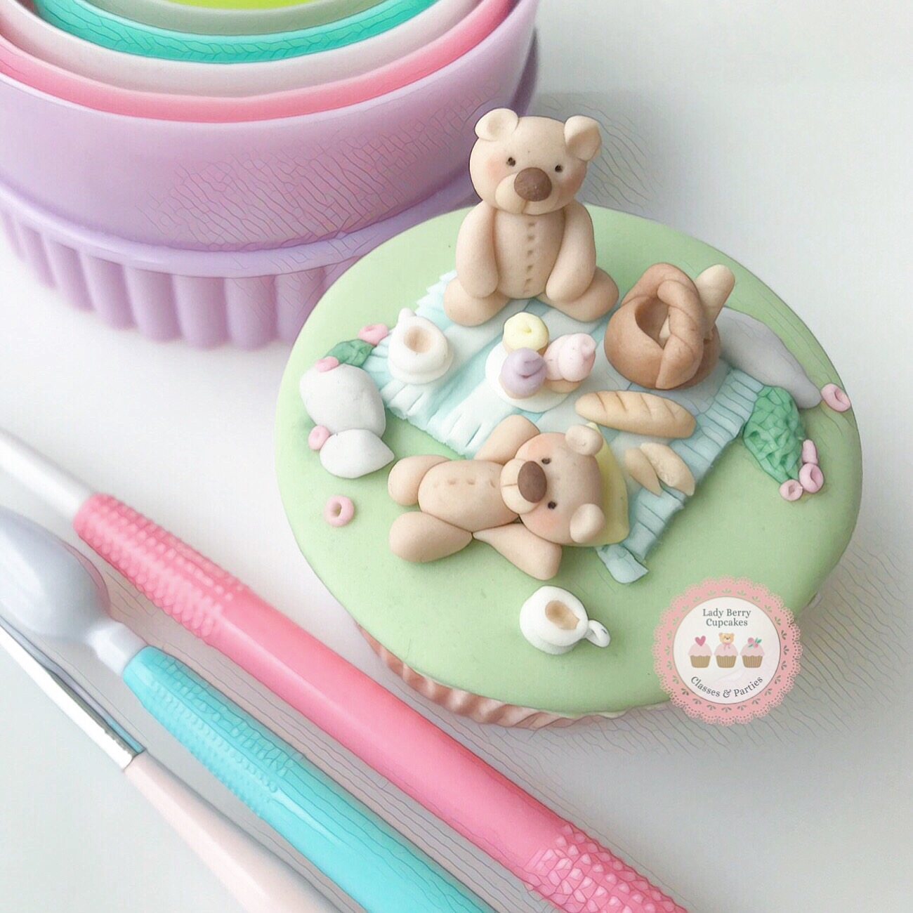 Lady Berry Cupcakes.. Top 10 Best Online Cake Decorating Classes - 49