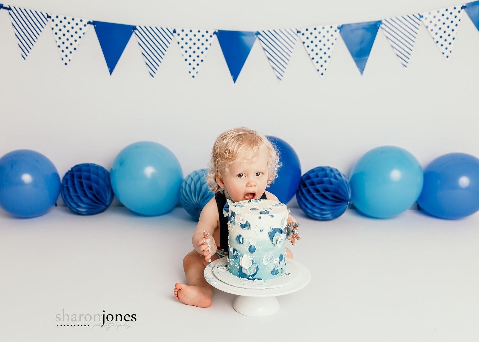 Sharon Jones Photography. Top 10 Best Cake Smash Photographers in the World - 51