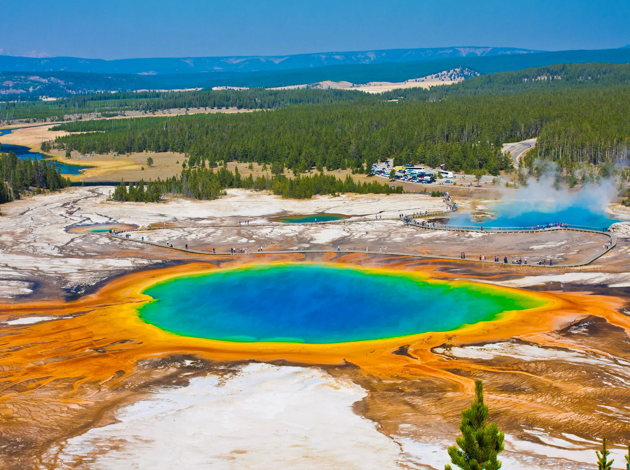 Yellowstone-National-Park Top 10 Most Beautiful Places in the World to Visit in 2022