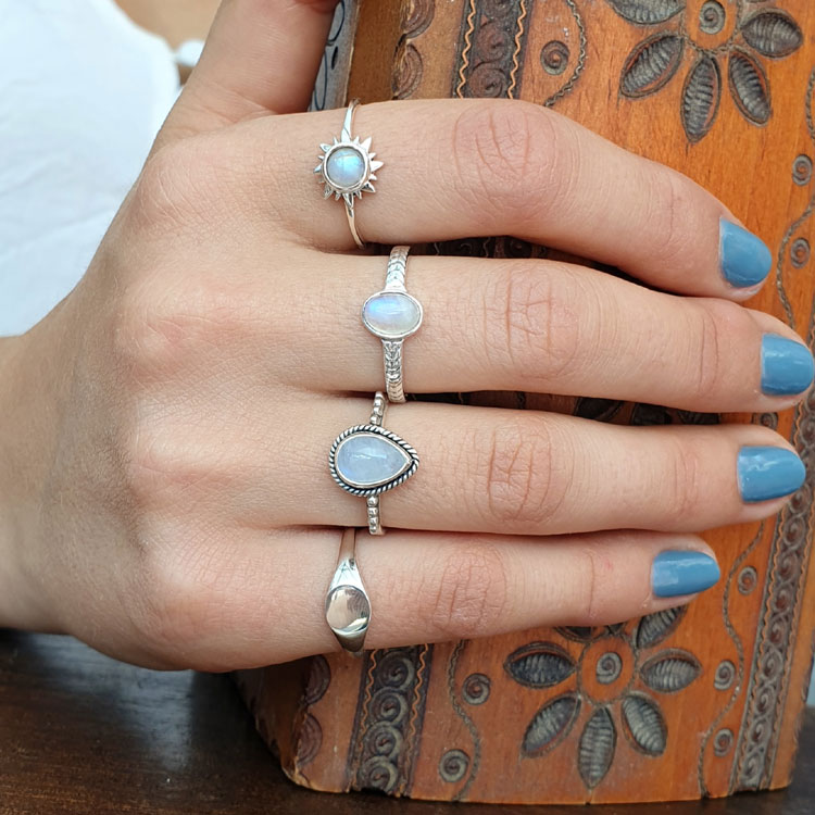 rings How to Properly Match Your Jewelry with Your Outfit