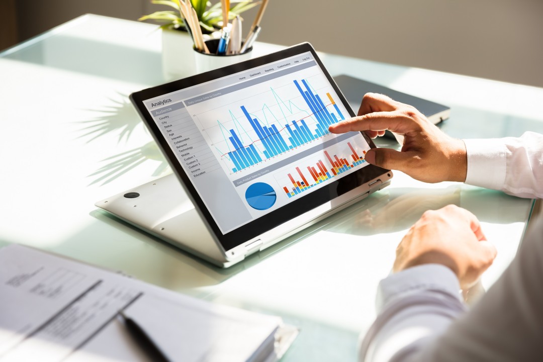 eCommerce analytics How to Choose the Best eCommerce Platform - 4