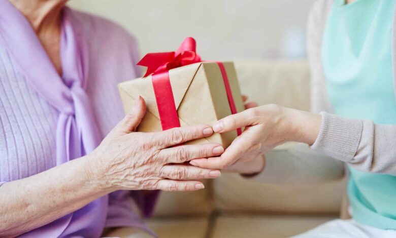 Gifts for Grandma 6 Great Gifts for Grandma that She Will Love - the best gifts for her 1