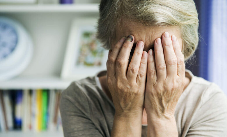 Three Ways to Aid Elder's Mental Health 1 Aid Elder's Mental Health