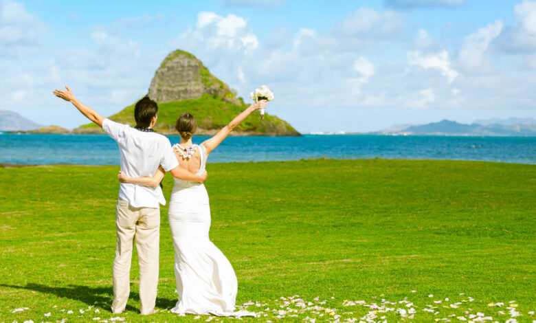 Waimea Valley Top 10 Wedding Locations in Hawaii - the newest wedding trends 1