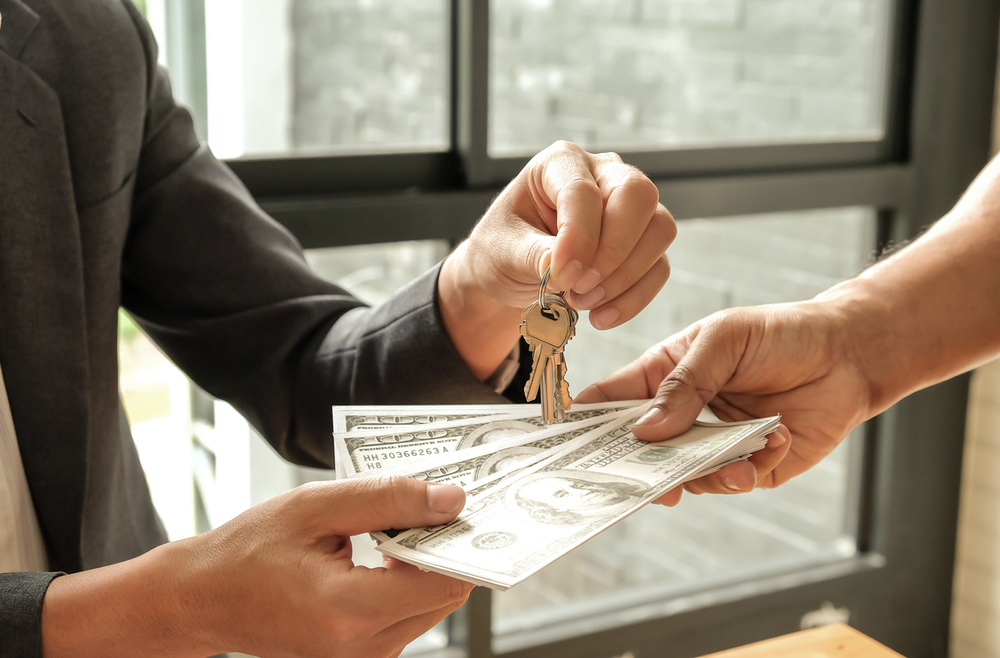 Key Advantages and Key Disadvantages of Being a Texas Realtor 9 What is the real estate agent fee Key Advantages and Key Disadvantages of Being a Texas Realtor - 1