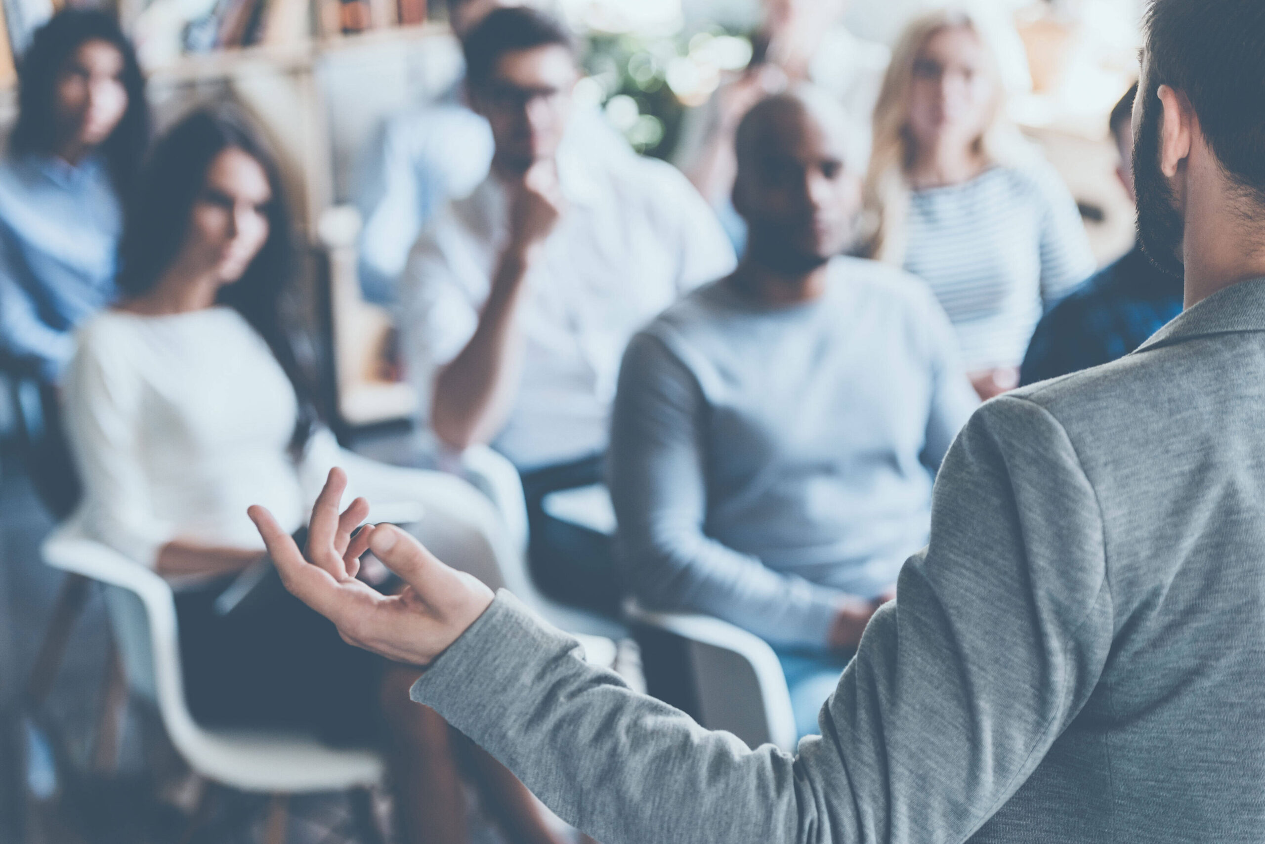 presentation scaled 9 Ways To Build Impressive PowerPoint Presentations - 1