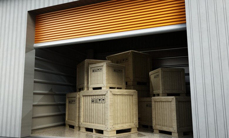A Storage Unit 5 Quick Guide to Renting a Storage Unit - declutter and better organize your home 1