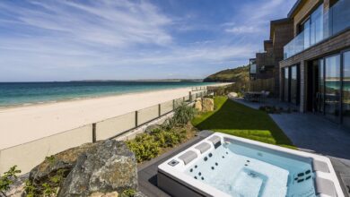 beach holidays uk