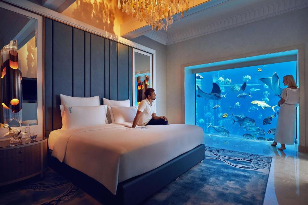 Discovering the Epitome of Luxury: Unveiling Dubai's Most Luxurious Villas 18 Atlantis The Palm 1 Discovering the Epitome of Luxury: Unveiling Dubai's Most Luxurious Villas - 17