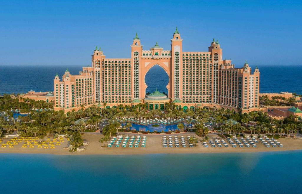Discovering the Epitome of Luxury: Unveiling Dubai's Most Luxurious Villas 17 Atlantis The Palm Discovering the Epitome of Luxury: Unveiling Dubai's Most Luxurious Villas - 16