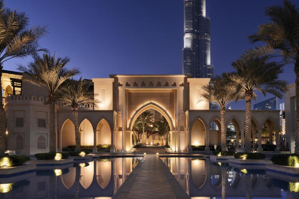 Discovering the Epitome of Luxury: Unveiling Dubai's Most Luxurious Villas 7 Palace Downtown Discovering the Epitome of Luxury: Unveiling Dubai's Most Luxurious Villas - 6