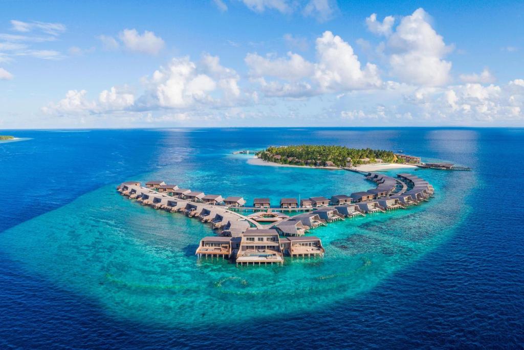 Top 15 Most Luxurious Spa Resorts on the Earth 15 St. Regis Maldives Vommuli Resort Top 15 Most Luxurious Spa Resorts on the Earth - 15