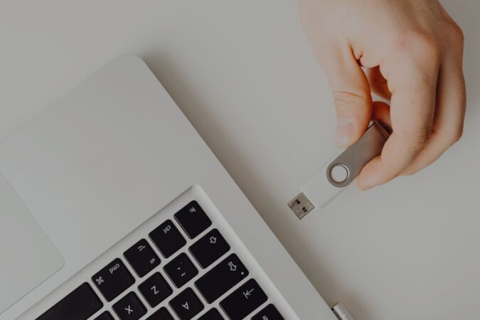 Tech Tips Every University Student Should Know 2 flash drive