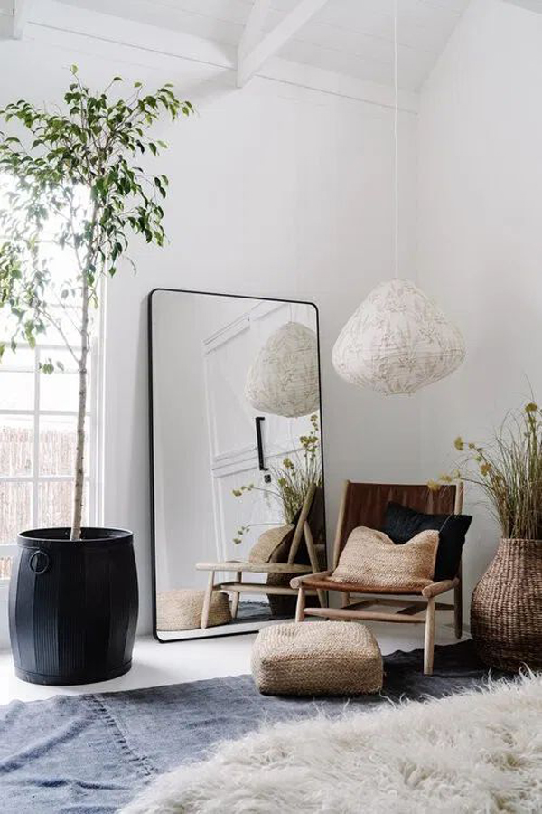 mirror 10 Minimalist Interior Design Ideas for Small Spaces: Making the Most of Your Limited Space - 6