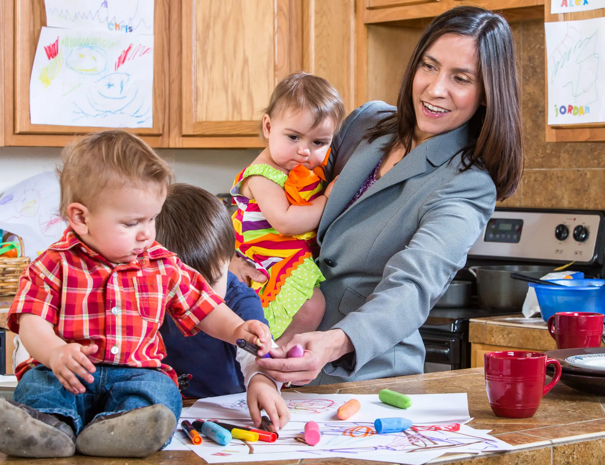 75 Most Important Motherhood Facts and Statistics 43 single mothers work 75 Most Important Motherhood Facts and Statistics - 43 Motherhood Facts and Statistics