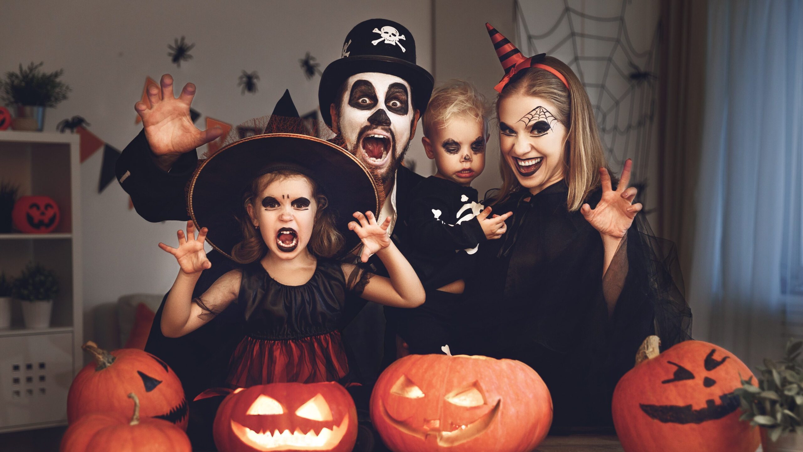 Best Halloween Makeup Ideas 2025: Easy Looks & Creative Inspiration 1 halloween makeup scaled Best Halloween Makeup Ideas 2025: Easy Looks & Creative Inspiration - 1