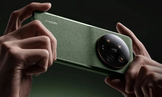 Xiaomi 15 Ultra Top 7 Smartphones To Buy in 2025 - 9